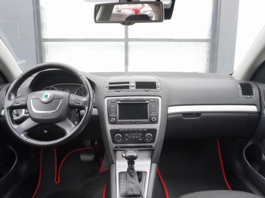 Skoda Octavia II (A5) Рестайлинг Москва  - изображение 12