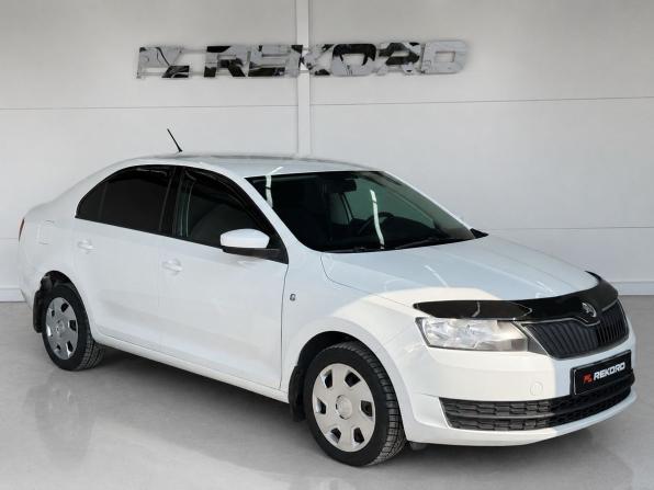 Skoda Rapid I с пробегом 2015 года, цена 999 000 рублей, 175334 км, лифтбек, Автокод Объявления