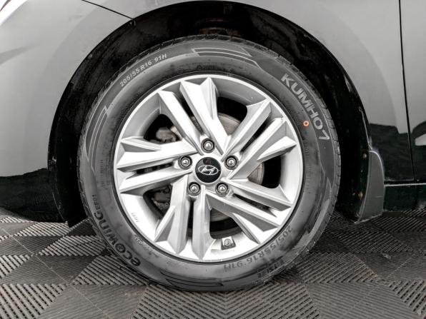 Hyundai Elantra VI (AD) Рестайлинг с пробегом 2020 года, цена 1 795 000 рублей, 42520 км, седан, Автокод Объявления