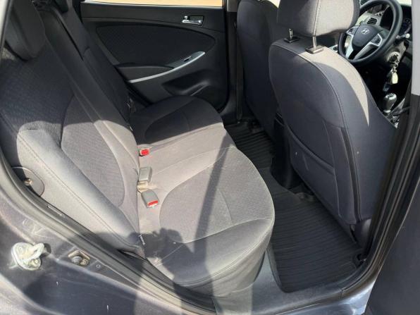 Hyundai Solaris I с пробегом 2012 года, цена 750 000 рублей, 140020 км, хэтчбек, Автокод Объявления