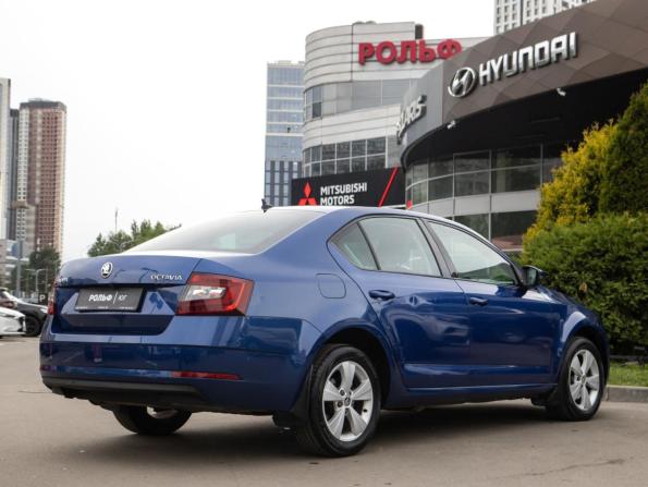 Skoda Octavia III (A7) Рестайлинг с пробегом 2018 года, цена 1 743 000 рублей, 72612 км, лифтбек, Автокод Объявления