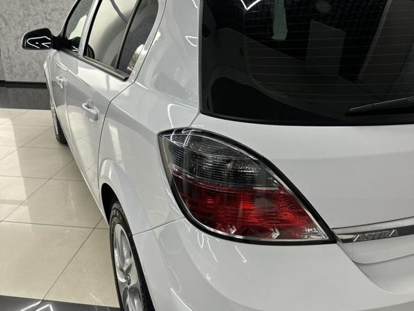 Opel Astra H Рестайлинг с пробегом 2014 года, цена 865 000 рублей, 113251 км, хэтчбек, Автокод Объявления