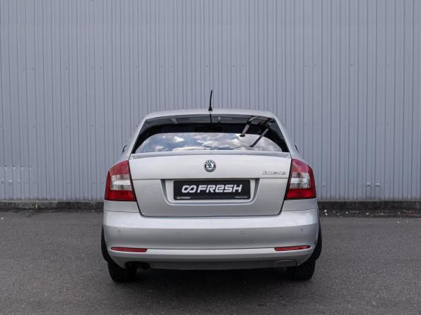 Skoda Octavia II (A5) Рестайлинг с пробегом 2012 года, цена 1 299 000 рублей, 157651 км, лифтбек, Автокод Объявления