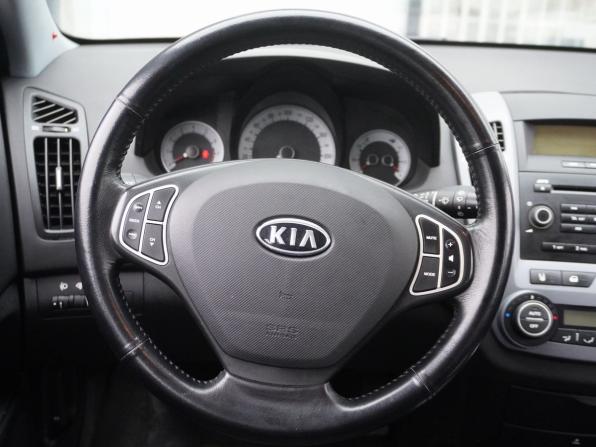 Kia Ceed I с пробегом 2008 года, цена 650 000 рублей, 174535 км, универсал, Автокод Объявления