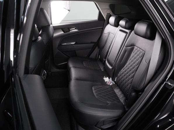 Kia Sportage V с пробегом 2024 года, цена 4 419 000 рублей, 11982 км, внедорожник, Автокод Объявления