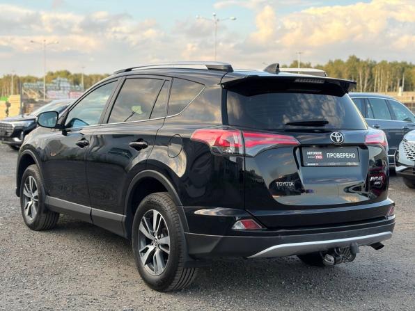 Toyota RAV4 IV (XA40) Рестайлинг с пробегом 2017 года, цена 1 995 000 рублей, 244000 км, внедорожник, Автокод Объявления