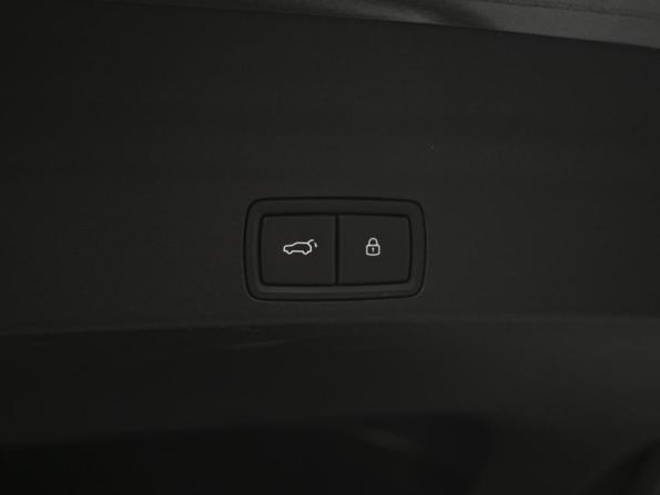 Li Auto (Lixiang) L7 I с пробегом 2023 года, цена 6 850 000 рублей, 38853 км, внедорожник, Автокод Объявления