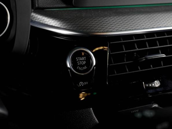 BMW 5 серии VII (G30/G31/G38) с пробегом 2018 года, цена 3 489 000 рублей, 135508 км, седан, Автокод Объявления