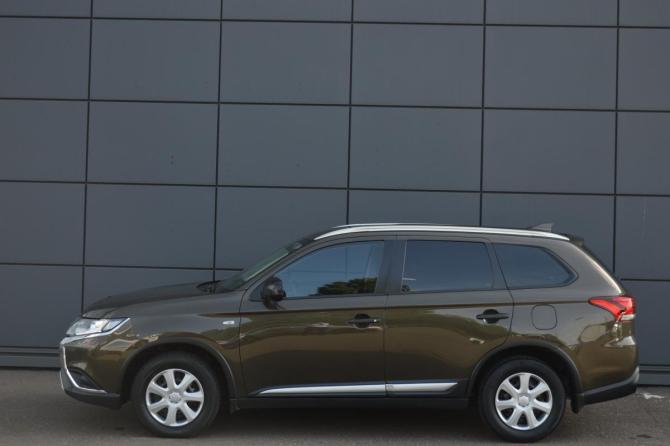 Mitsubishi Outlander III Рестайлинг 3 с пробегом 2019 года, цена 1 830 000 рублей, 103249 км, внедорожник, Автокод Объявления