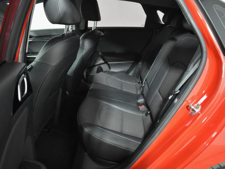 Kia Ceed III Санкт-Петербург  - изображение 12
