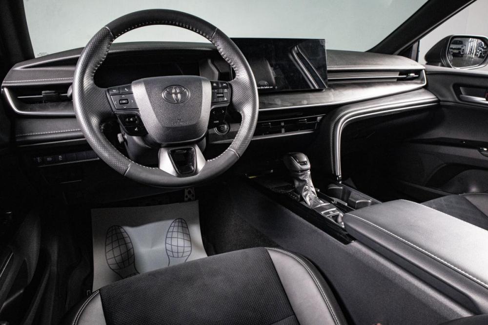 Toyota Camry IX (XV80) Сургут  - изображение 15