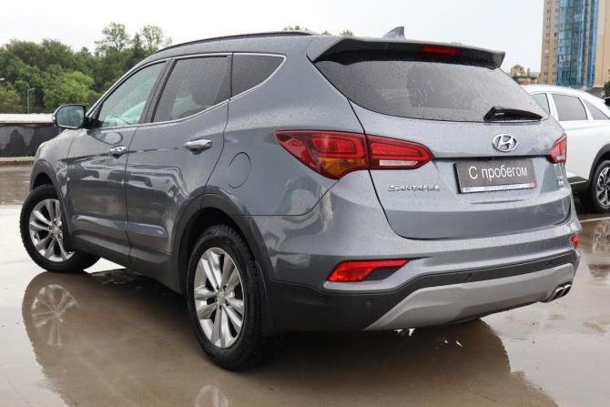 Hyundai Santa Fe III Рестайлинг с пробегом 2017 года, цена 1 799 000 рублей, 200000 км, внедорожник, Автокод Объявления