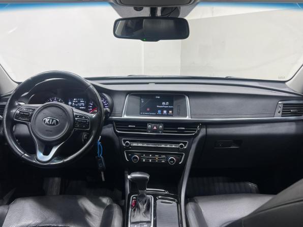 Kia Optima IV Рестайлинг с пробегом 2018 года, цена 1 635 000 рублей, 161000 км, седан, Автокод Объявления