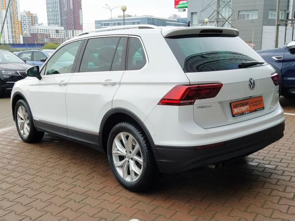 Volkswagen Tiguan II с пробегом 2019 года, цена 2 900 000 рублей, 56134 км, внедорожник, Автокод Объявления
