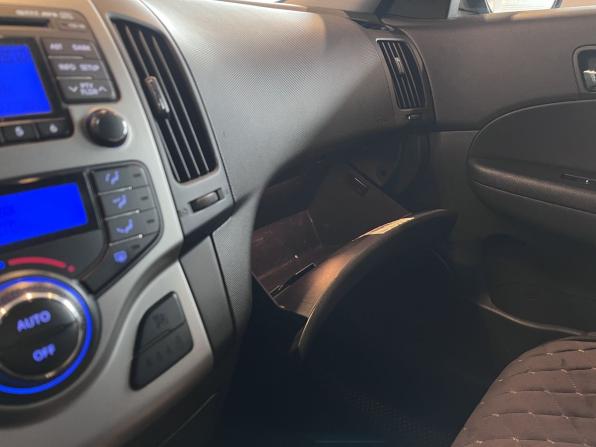 Hyundai i30 I Рестайлинг с пробегом 2010 года, цена 690 000 рублей, 242169 км, хэтчбек, Автокод Объявления