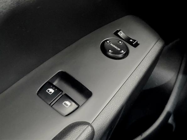 Hyundai Solaris II с пробегом 2017 года, цена 1 165 000 рублей, 174211 км, седан, Автокод Объявления