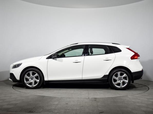 Volvo V40 Cross Country I Рестайлинг с пробегом 2016 года, цена 1 329 000 рублей, 162313 км, хэтчбек, Автокод Объявления