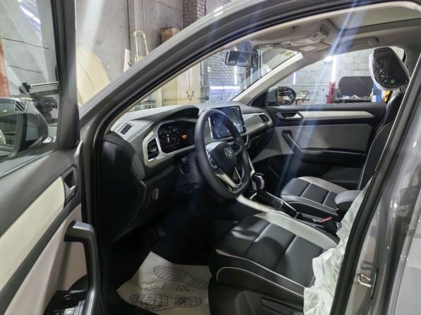 Volkswagen T-Roc I (China Market) Рестайлинг с пробегом 2026 года, цена 2 600 000 рублей, 10 км, внедорожник, Автокод Объявления