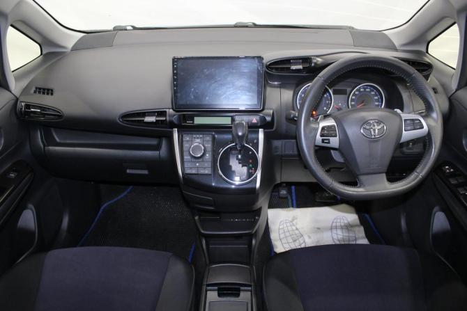 Toyota Wish II Рестайлинг с пробегом 2012 года, цена 1 229 000 рублей, 158000 км, минивэн, Автокод Объявления