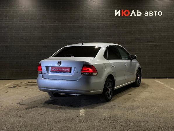 Volkswagen Polo V с пробегом 2015 года, цена 950 000 рублей, 136589 км, седан, Автокод Объявления