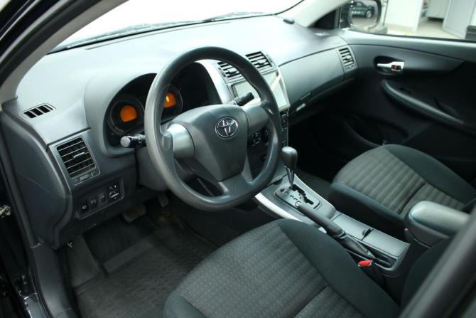 Toyota Corolla X (E140 E150) Рестайлинг с пробегом 2010 года, цена 1 245 000 рублей, 134803 км, седан, Автокод Объявления