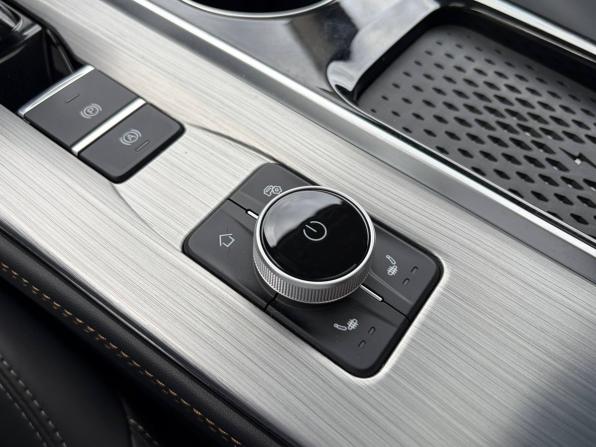 Omoda S5 с пробегом 2023 года, цена 1 595 000 рублей, 4300 км, седан, Автокод Объявления
