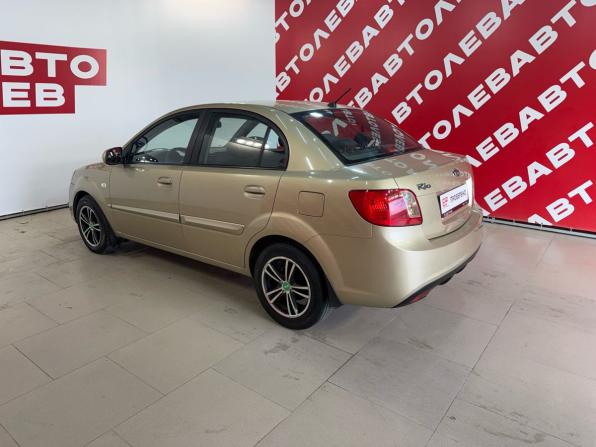 Kia Rio II Рестайлинг с пробегом 2010 года, цена 599 000 рублей, 179954 км, седан, Автокод Объявления