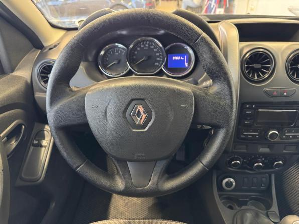 Renault Duster I Рестайлинг с пробегом 2015 года, цена 1 425 000 рублей, 97630 км, внедорожник, Автокод Объявления