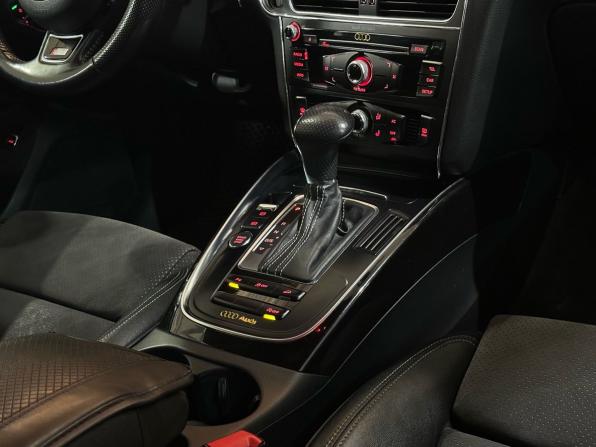 Audi Q5 I (8R) Рестайлинг с пробегом 2014 года, цена 2 299 900 рублей, 178696 км, внедорожник, Автокод Объявления