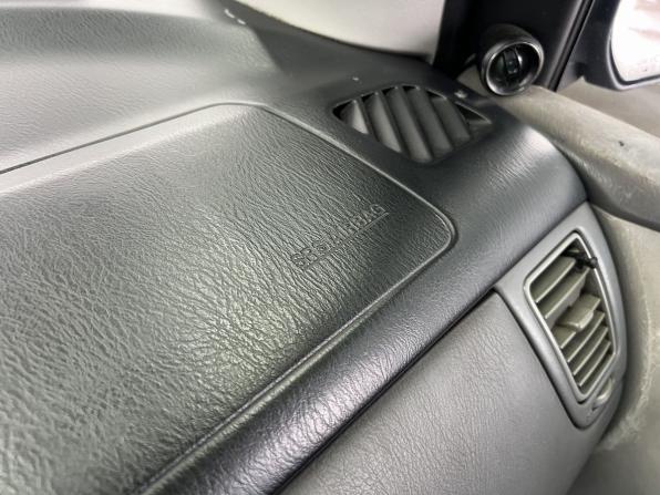 Mazda MPV II (LW) Рестайлинг с пробегом 2004 года, цена 699 000 рублей, 237950 км, компактвэн, Автокод Объявления