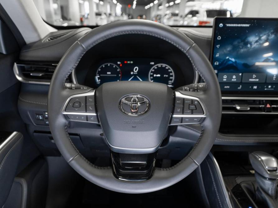Toyota Highlander IV (XU70) Москва  - изображение 13