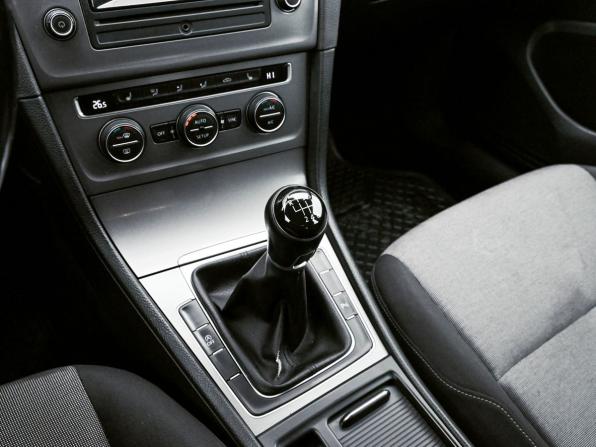 Volkswagen Golf VII с пробегом 2013 года, цена 1 136 000 рублей, 201000 км, хэтчбек, Автокод Объявления