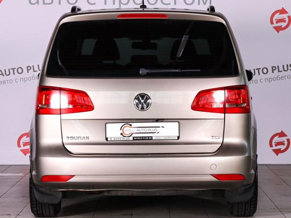 Volkswagen Touran I Рестайлинг 2 с пробегом 2013 года, цена 1 250 000 рублей, 261730 км, компактвэн, Автокод Объявления