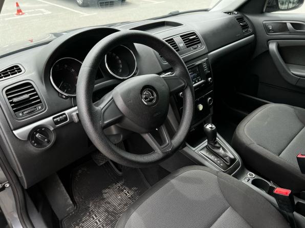 Skoda Yeti I Рестайлинг с пробегом 2018 года, цена 1 470 000 рублей, 97661 км, внедорожник, Автокод Объявления