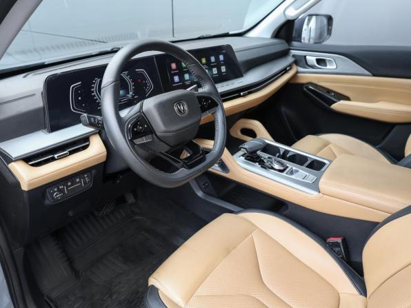 Changan Hunter Plus с пробегом 2024 года, цена 2 798 000 рублей, 36900 км, offers.body_type.unknown, Автокод Объявления