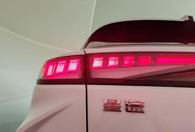 Exeed RX с пробегом 2023 года, цена 2 600 000 рублей, 64542 км, внедорожник, Автокод Объявления