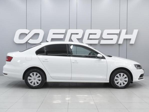 Volkswagen Jetta VI Рестайлинг с пробегом 2016 года, цена 1 170 000 рублей, 168802 км, седан, Автокод Объявления