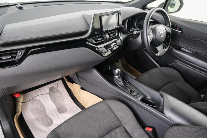 Toyota C-HR I с пробегом 2019 года, цена 1 949 000 рублей, 97000 км, внедорожник, Автокод Объявления