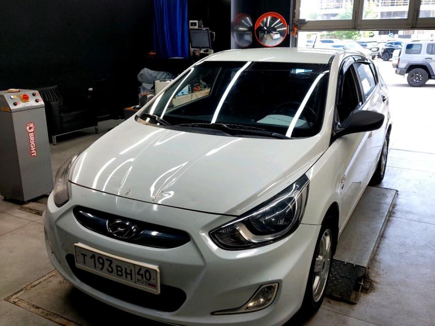 Hyundai Solaris I Москва  - изображение 1