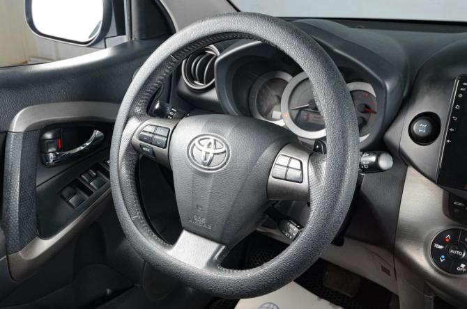 Toyota RAV4 III (XA30) Рестайлинг с пробегом 2012 года, цена 1 399 000 рублей, 199300 км, внедорожник, Автокод Объявления