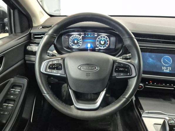 Omoda S5 с пробегом 2023 года, цена 1 470 000 рублей, 24000 км, седан, Автокод Объявления