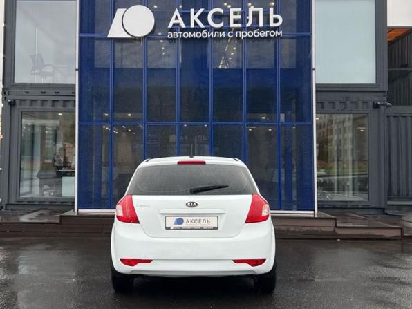 Kia Ceed I Рестайлинг с пробегом 2011 года, цена 425 000 рублей, 215000 км, хэтчбек, Автокод Объявления