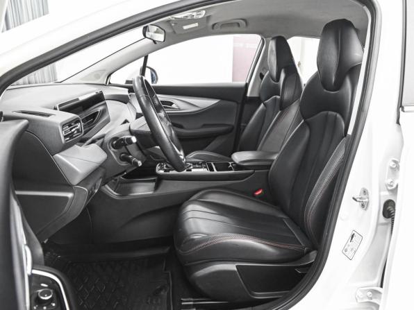 BAIC U5 Plus с пробегом 2023 года, цена 1 365 000 рублей, 37158 км, седан, Автокод Объявления