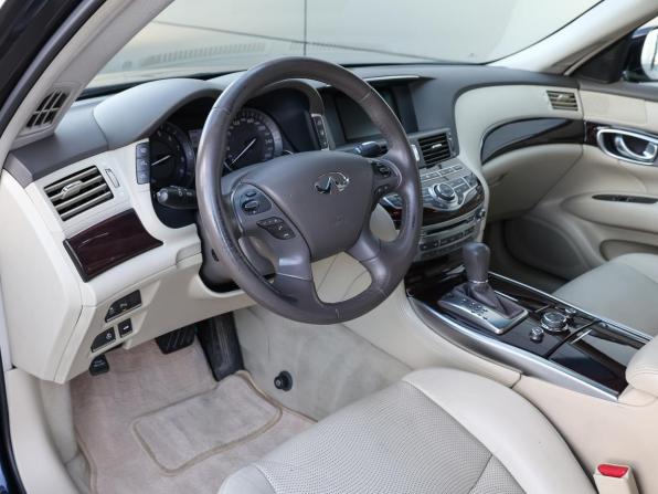 Infiniti Q70 I Рестайлинг с пробегом 2015 года, цена 1 898 000 рублей, 350685 км, седан, Автокод Объявления