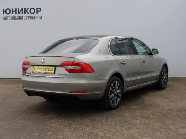 Skoda Superb II Рестайлинг с пробегом 2013 года, цена 889 000 рублей, 198211 км, лифтбек, Автокод Объявления