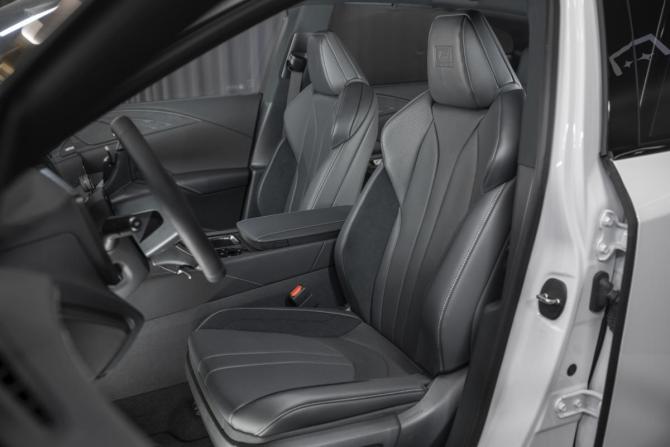 Новый Lexus RX V 2025 года, цена 16 009 700 рублей, внедорожник, Автокод Объявления