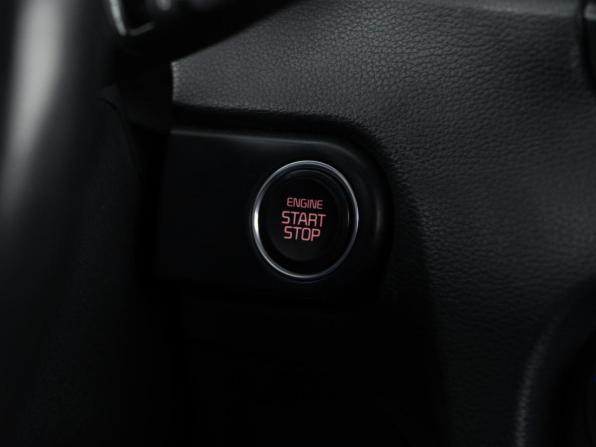 Kia Ceed III с пробегом 2019 года, цена 1 780 046 рублей, 137688 км, универсал, Автокод Объявления