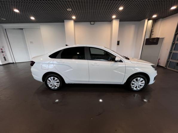 Lada (ВАЗ) Vesta I Рестайлинг (NG) с пробегом 2024 года, цена 1 360 000 рублей, 42495 км, седан, Автокод Объявления