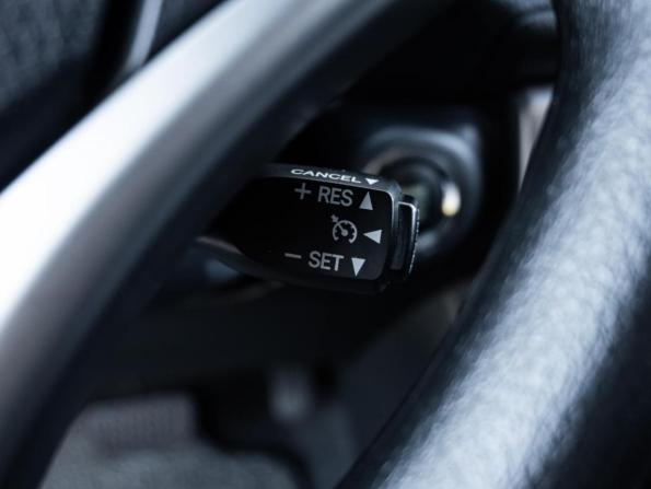 Toyota Yaris XP150 Рестайлинг с пробегом 2021 года, цена 1 751 735 рублей, 34100 км, хэтчбек, Автокод Объявления