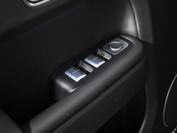 Li Auto (Lixiang) L7 I с пробегом 2023 года, цена 5 850 000 рублей, 18980 км, внедорожник, Автокод Объявления
